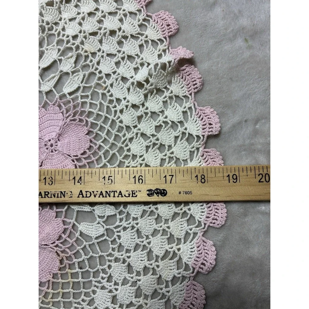 Vintage Doily Centerpiece White Pink Floral Handmade Crochet Romantic 18